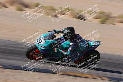 media/Dec-10-2023-SoCal Trackdays (Sun) [[0ce70f5433]]/Turn 9 Inside Set 2 (1115am)/